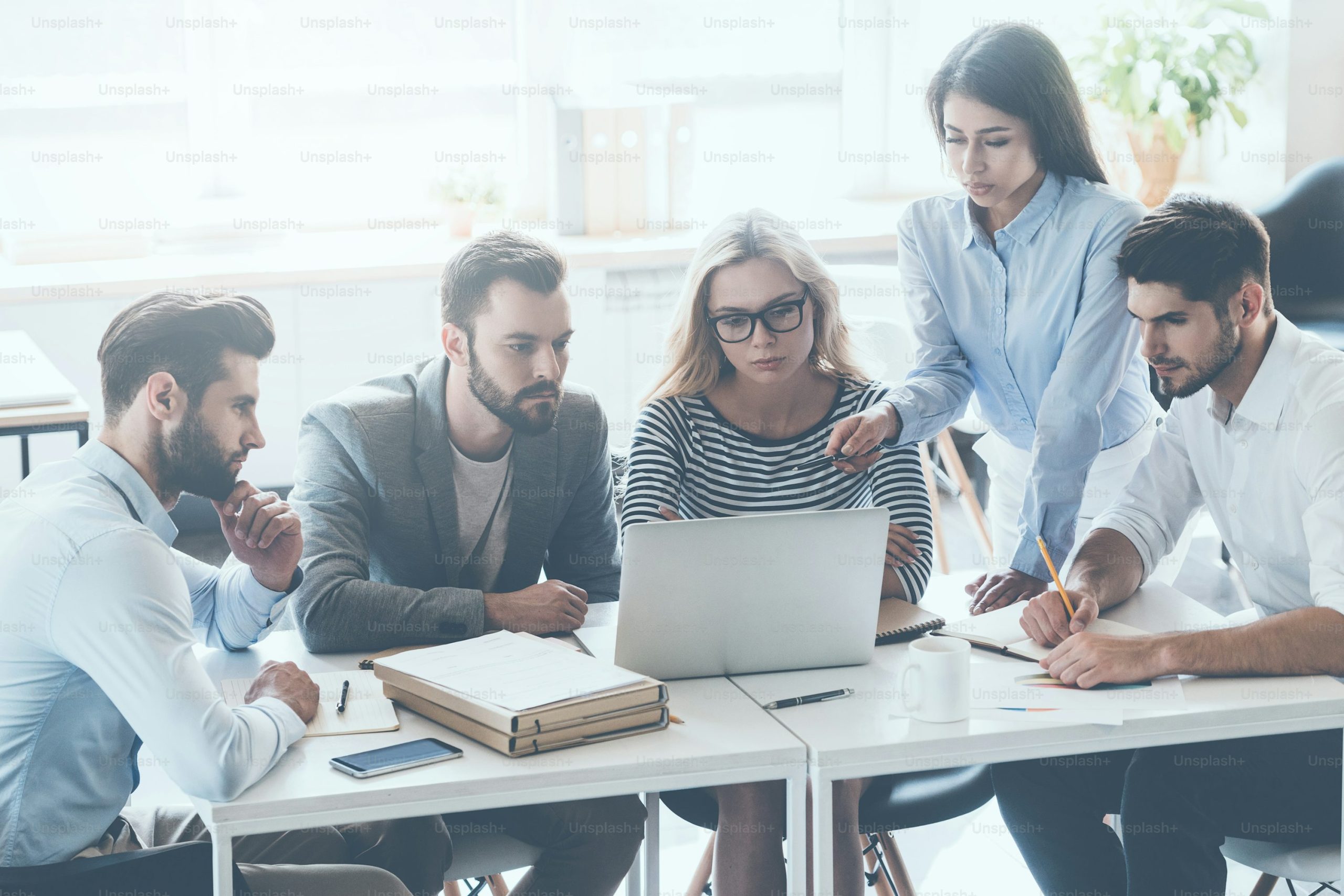 Bons plans équipement : neuf ou reconditionné comparés pour un usage professionnel.