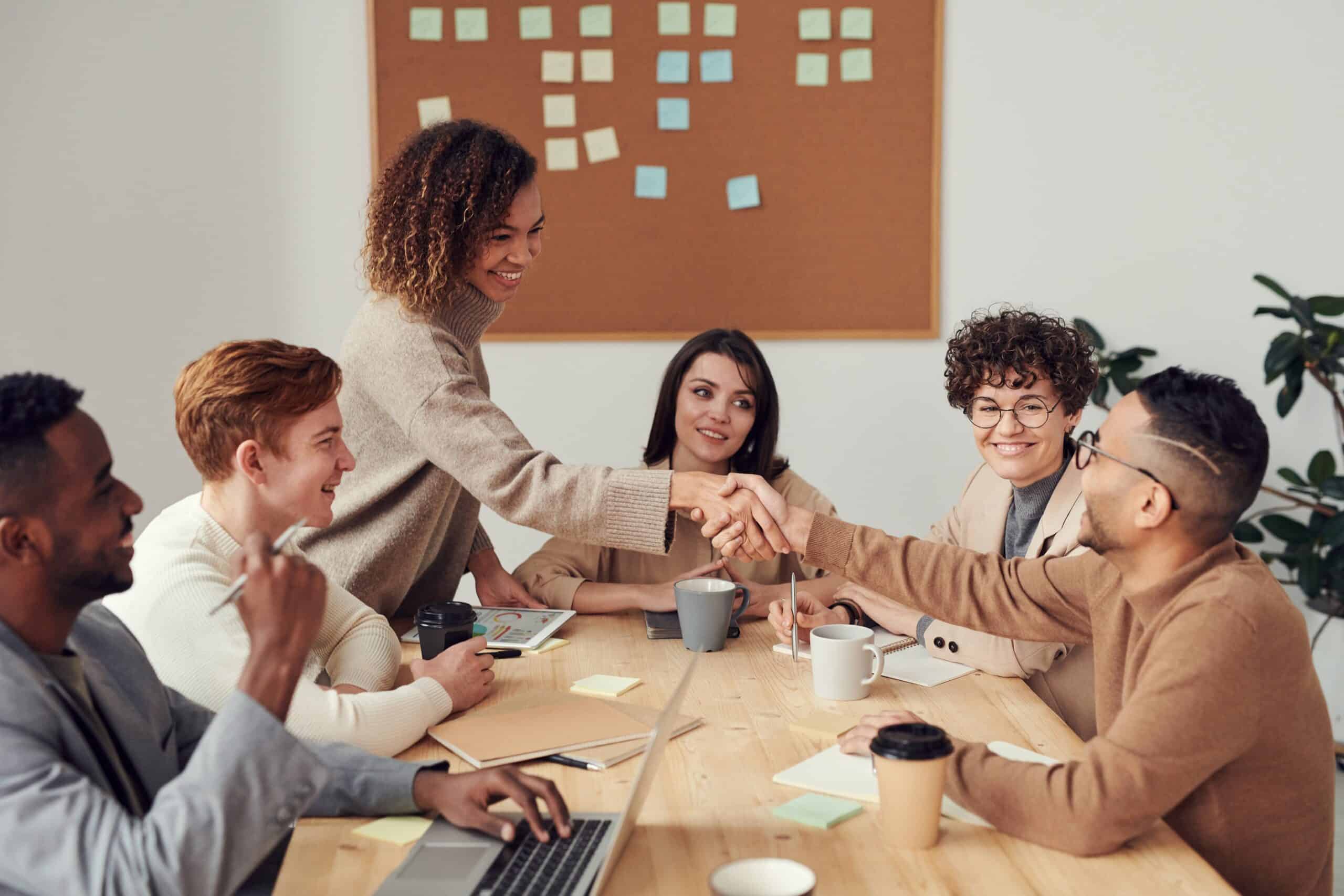 Acheter neuf ou d’occasion quand on est pro en comparant fiabilité, coût et usage professionnel.